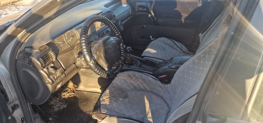 Продам машину опель