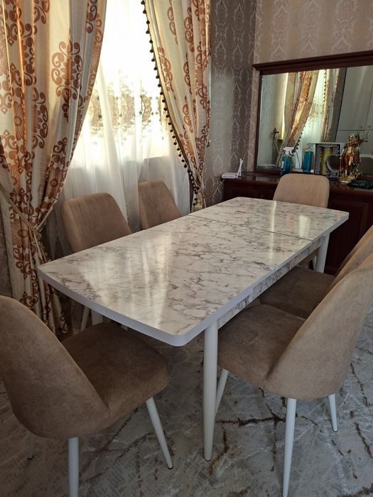 Стол стул сотилади