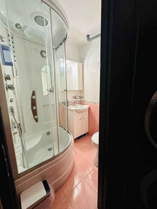 Închiriez garsonieră in Calea Lipovei -fără agentie