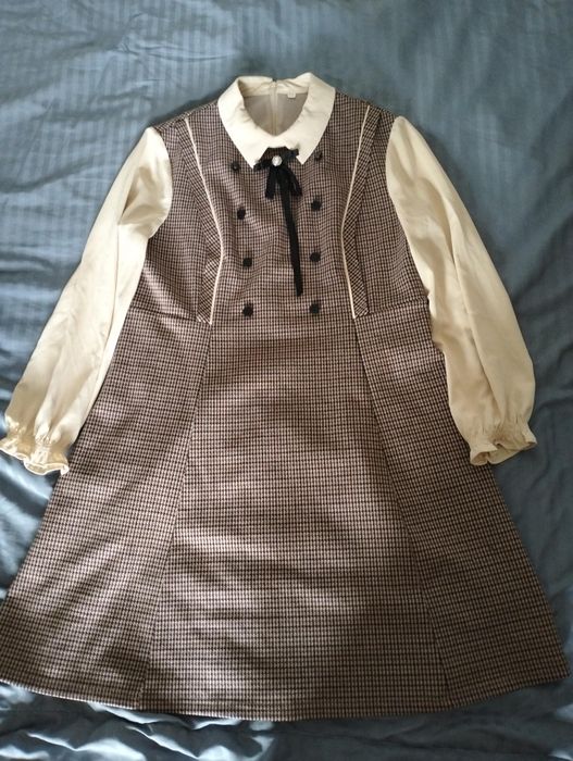 Продам платье  46 размер