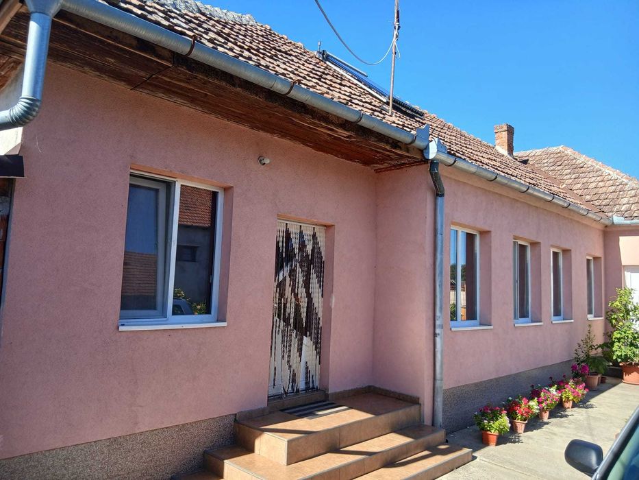Vand casa in Varsand
