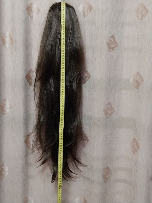 Зимни шапки и Екстейшан опашка с шнола  черна.черна с пипеляво ,русо и