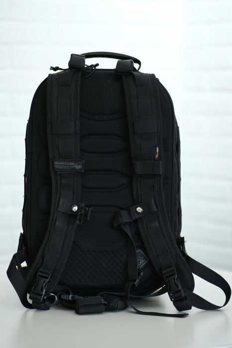 Здравйте! Продавам фотографска раница Pillbox Hardshell , Hazard 4.