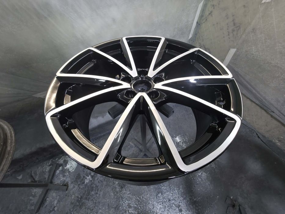 ОЕМ Джанти  19" 5х112, ET40 8.5J, s4 rs4 audi 19 Hankook 245/40/19