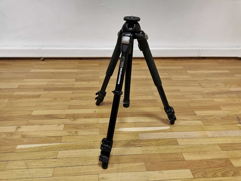 Manfrotto 190PROB + Manfrotto 804RC2 статив за фотоапарат