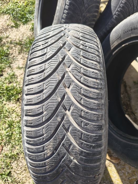 Комплект зимни гуми Kleber употребявани 4 броя