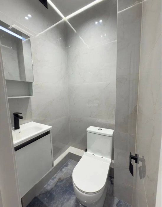 Продается 3-х комнатная метро Минор