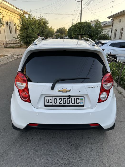 Spark 2022 yil oq toza 4 poz aftomat navaro’t