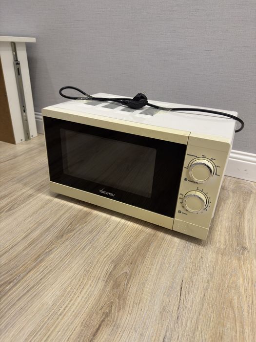 Микроволновая печь рабочая