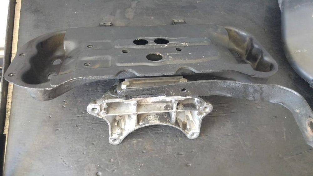 Suport cutie viteze 2.2 cdi 651924 mercedes e class w212 a2122402802