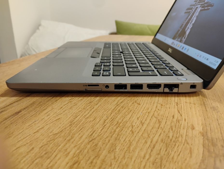 лаптоп Dell Latitude 5410 - i5-10310U, 8GB RAM, 256 NVMe SSD