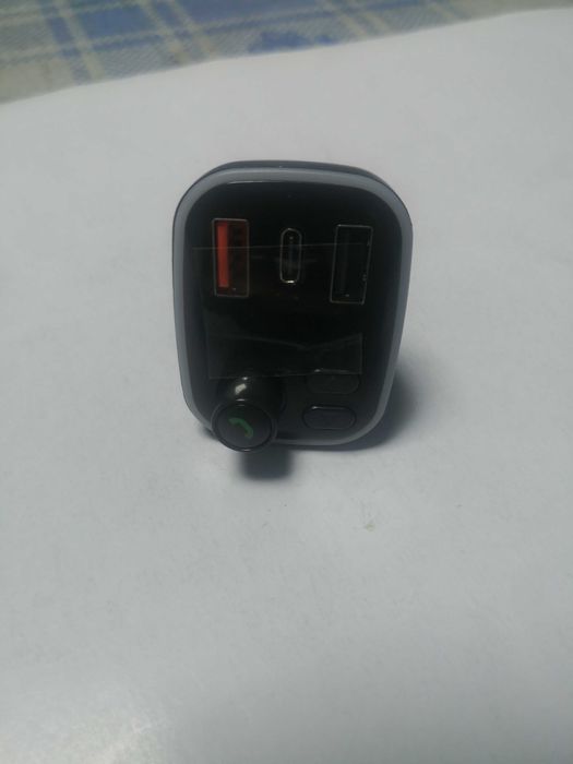 Modulator fm cu bluetooth