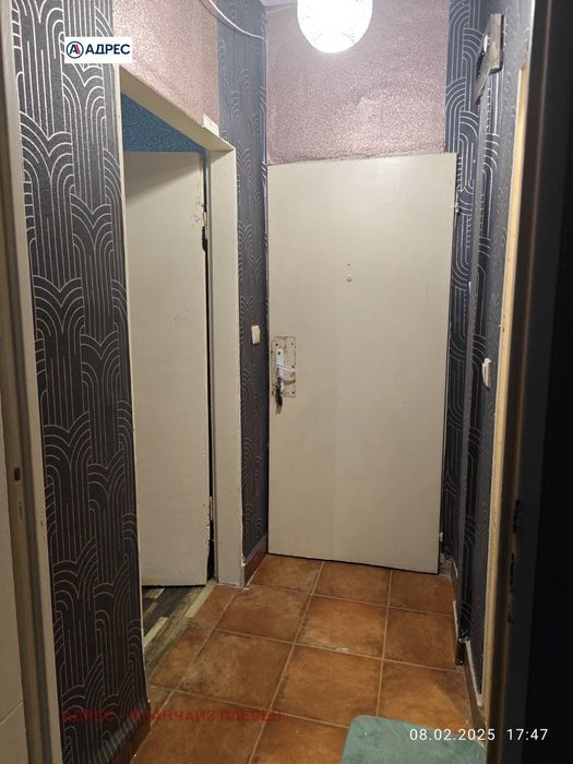 Продава се Едностаен апартамент в Мездра - 40 кв.м за 1625 €/кв.м - Снимка #4