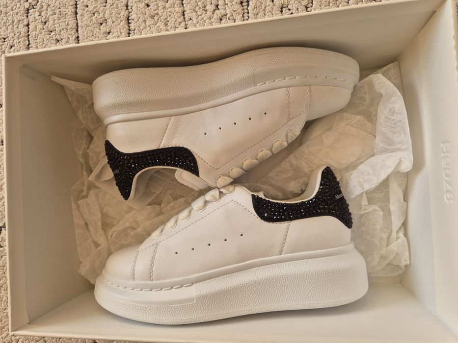 Alexander McQueen кецове с кристали оригинал