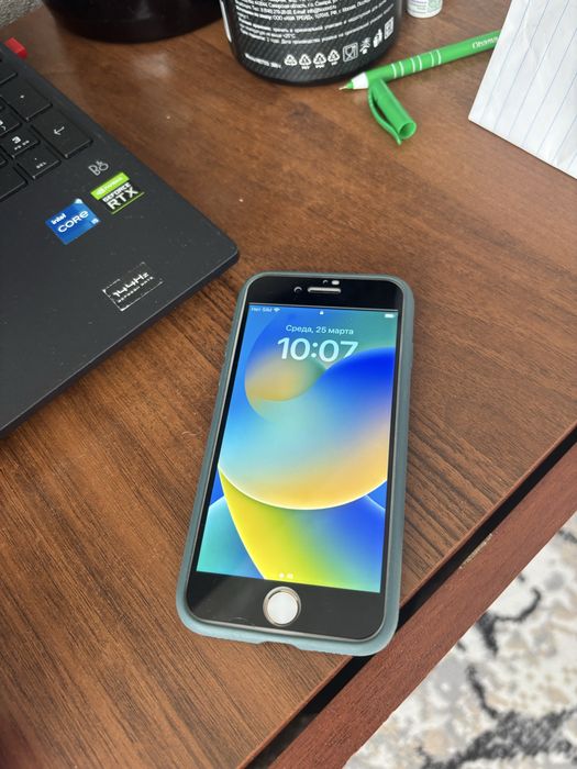 Продам iphone 8 торг есть