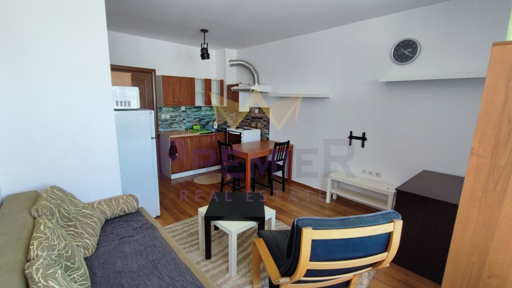 Дава се под наем Едностаен апартамент в Варна, Погреби - 40 кв.м за 300 € - Снимка #1