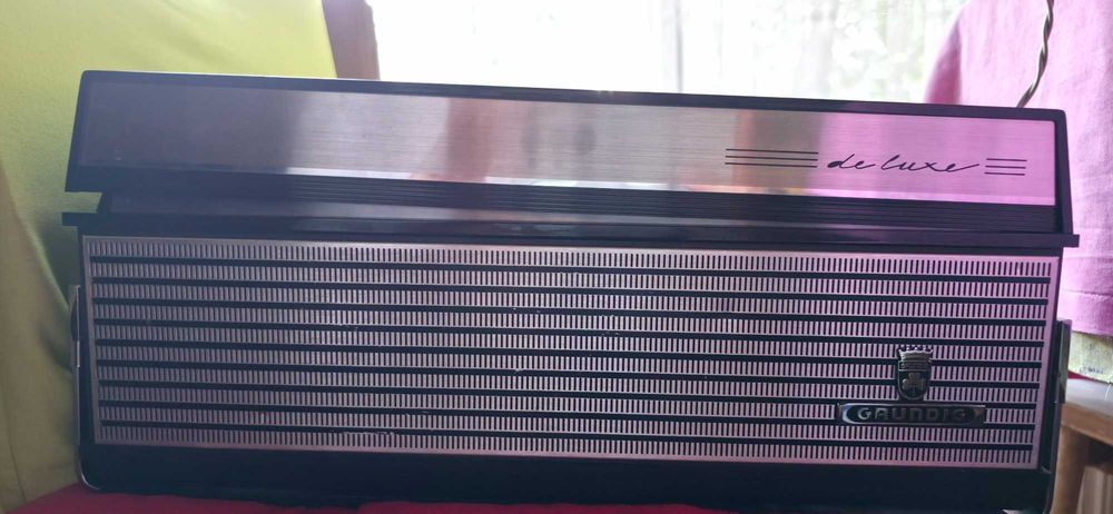 Винтидж "Grundig" оригинален магнетофон и микрофон