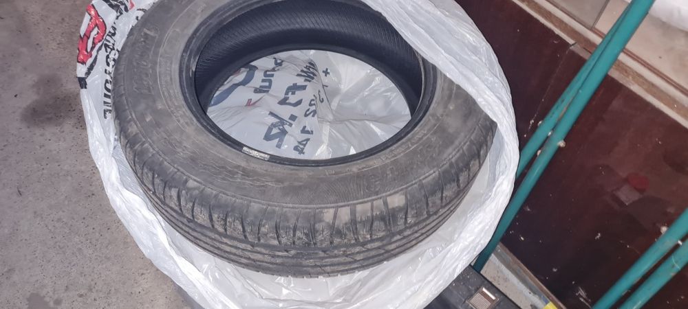 Продам комплект шин