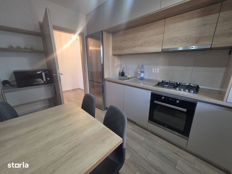 Inchiriez 3 camere cu terasa generoasa Urban Plaza