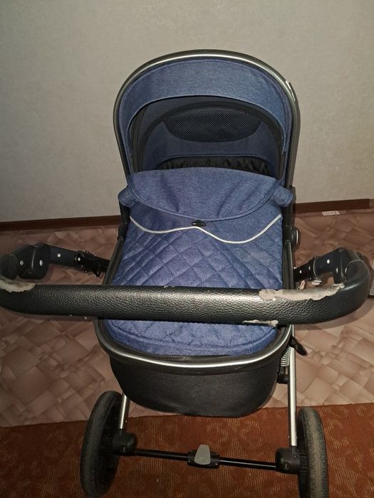 Коляска сатамын. 15000 теңге.