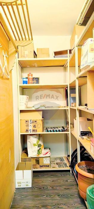 Офис за продажба Червен площад, гр.Варна ЙГ