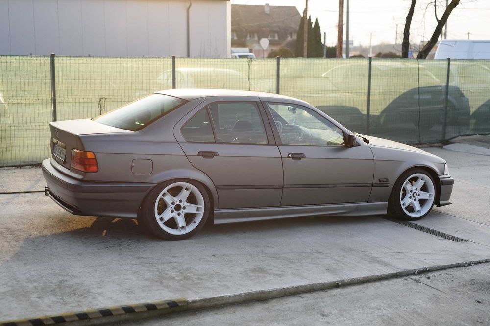 BMW E36 316i (M50B25) - talon fara serie motor - suspensie - evacuare