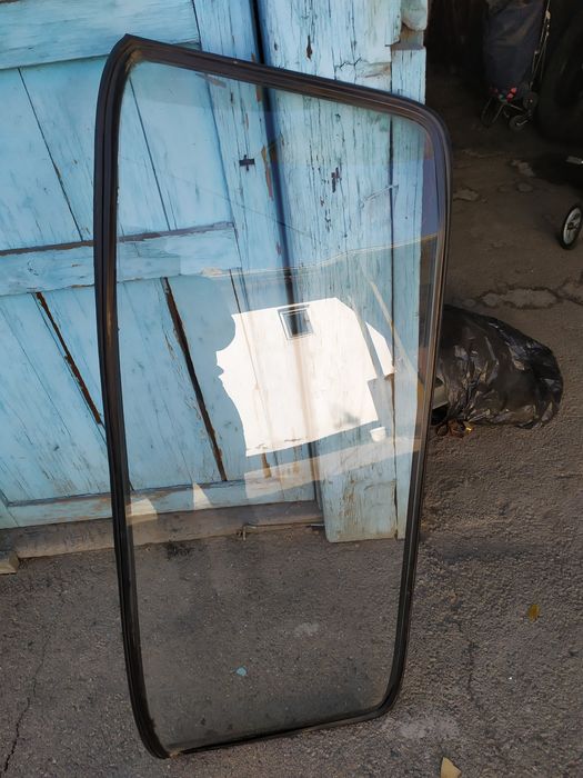 Продам заднее стекло для Жигули.