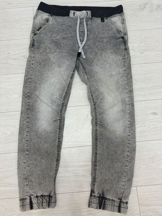 jogger джинсы новые