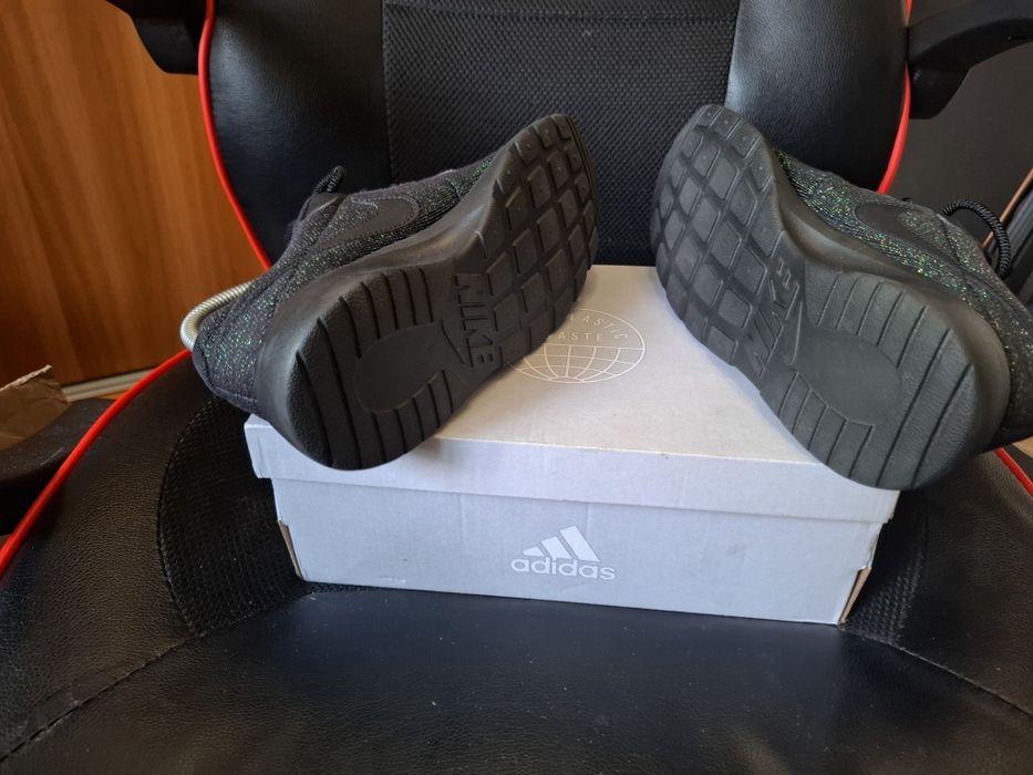 Nike Tanjun GS ca noi