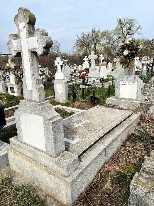 Loc de veci / Cripta 2 locuri - Cimitir Bucurestii Noi
