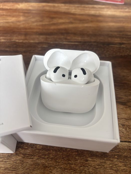 AirPods 4 Calitate Premium