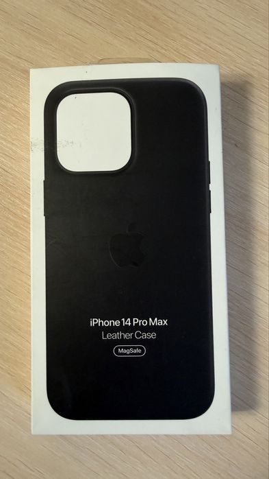 Чехол на iPhone 14 Pro Max + подарок