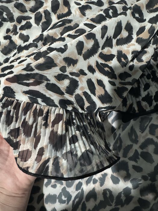 Продам платье новый. тигровка