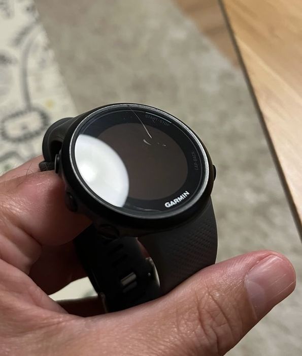 Смартчасовник Garmin Swim 2