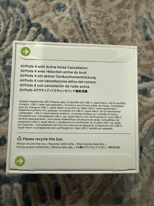 Airpods 4 noise cancelling