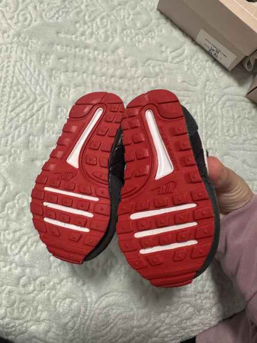 Бебешки маратонки Nike