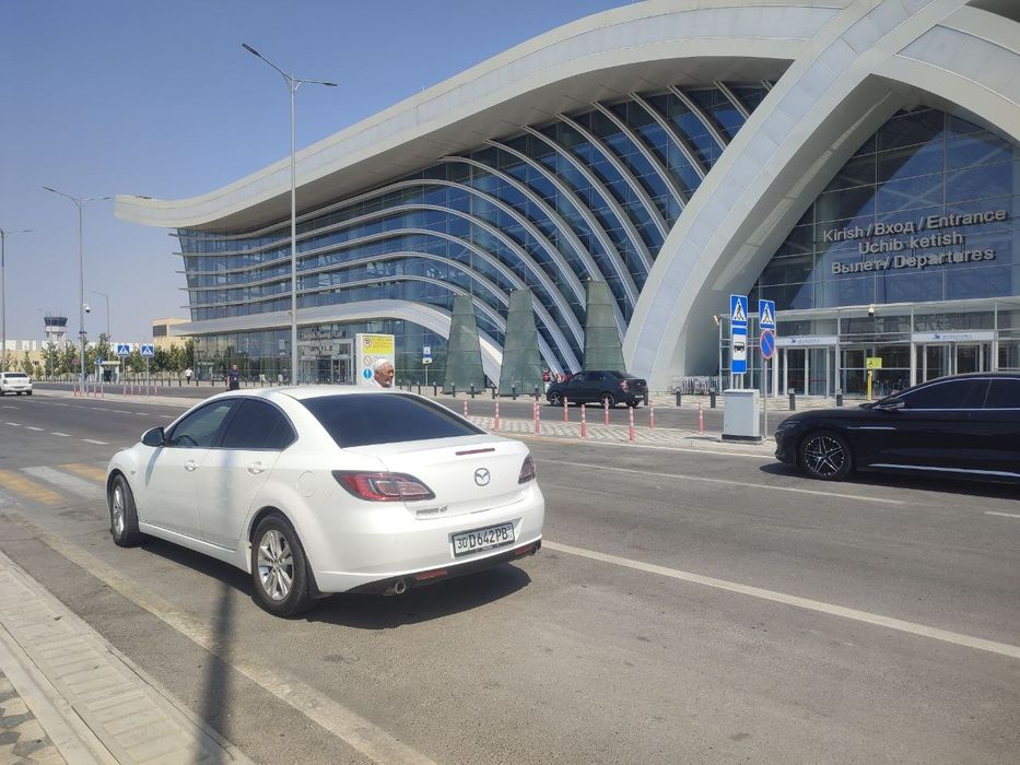 Mazda 6 srochna sotiladi