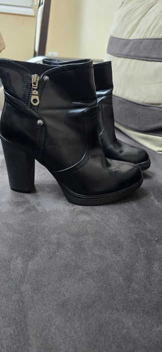 Дамски обувки 37 номер