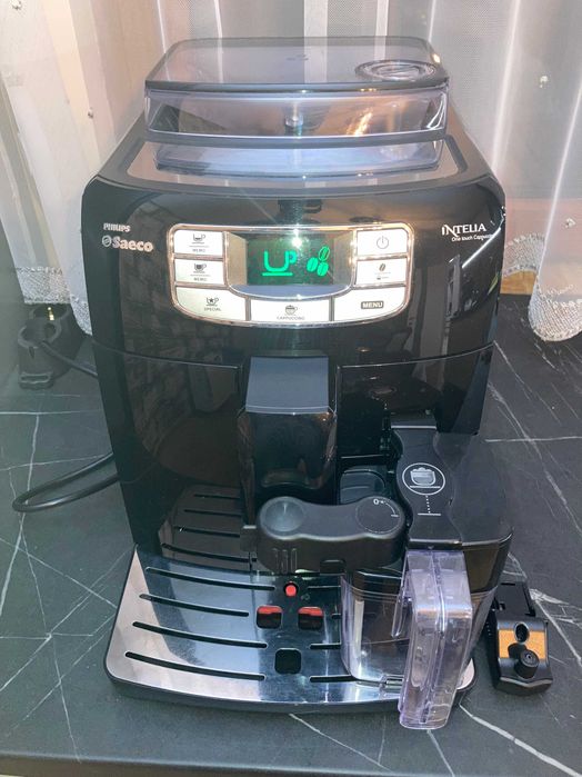 Кафеавтомат Philips Intelia One touch Cappuccino