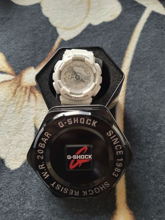 G-Shock GA-110 alb