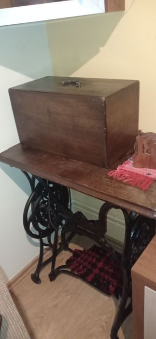 Mașina de cusut Singer functionala