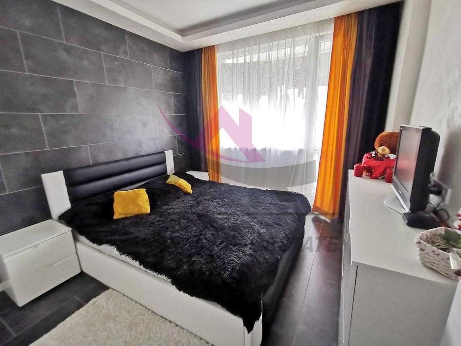 Дава се под наем Двустаен апартамент в Варна, Кайсиева градина - 60 кв.м за 500 € - Снимка #2