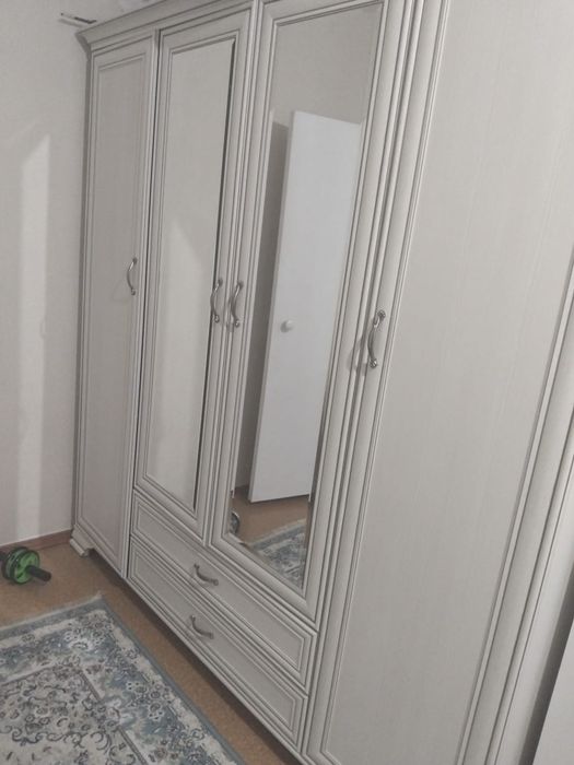 Распашной шкаф  Тиффани