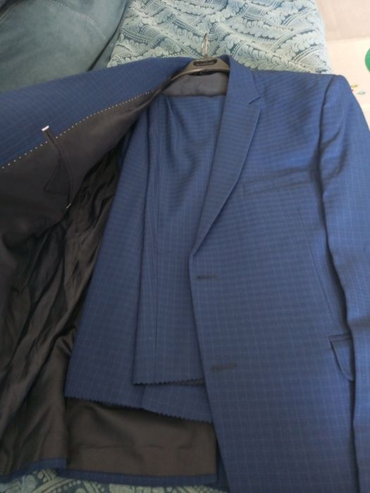 Продам летний костюм