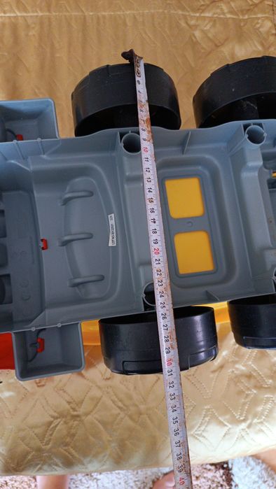 Голям пласмасов детски камион