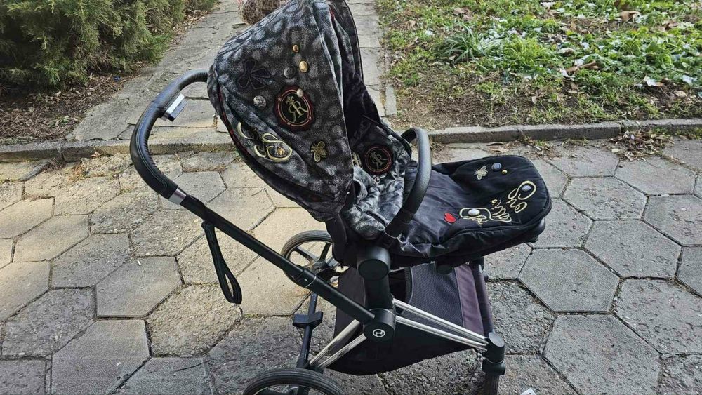 Cybex priam  rebellious детска количка + кош за новородено