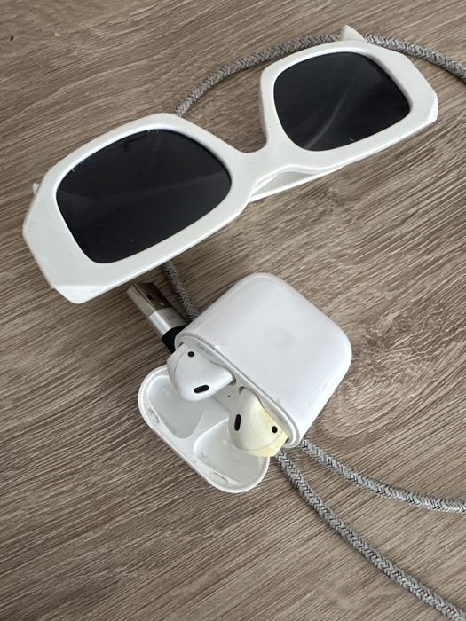 Продам наушники apple