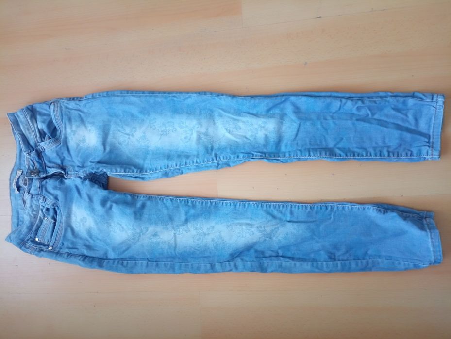 Дамски дънки различни размери