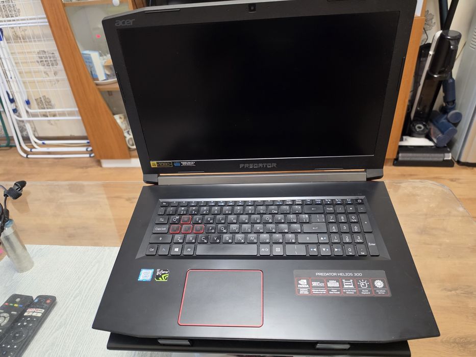 ASUS  Predator 300. 17.3 inc.