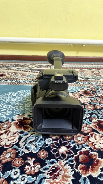 Sony Ax 2000 сатылады